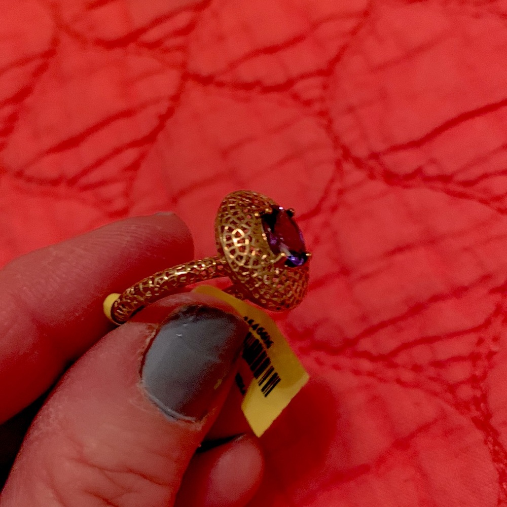 UNIQUE & FABULOUS!! 10k Gold AAA Tanzanite Ring - Picture 7 of 16